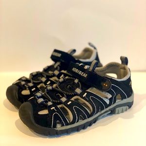 Little boy size 11 Hobibear black and gray sandals